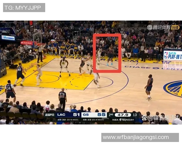 勇士与快船季后赛经典对决回顾精彩瞬间与战术分析 勇士与快船季后赛经典对决回顾精彩瞬间与战术分析